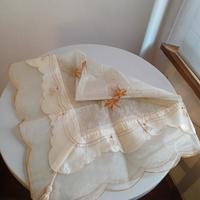 Copritavolino/ comodino in voile