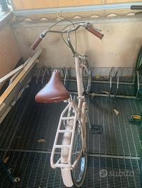 Bicicletta graziella color rosa pelle