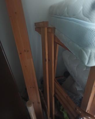 letto ikea legno