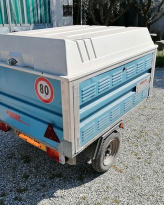 Carrello rimorchio per animali vivi