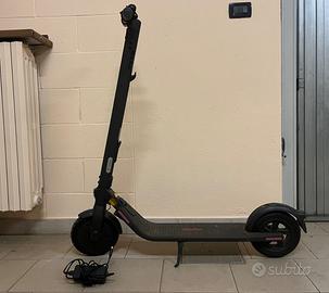 monopattino elettrico segway e22 e