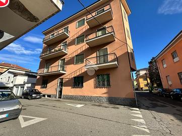 4 LOCALI A SANTHIÀ
