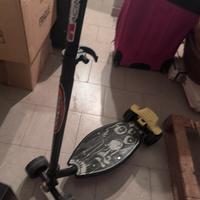 Monopattino 4 ruote Decathlon con freni