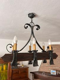 Lampadario in stile rustico