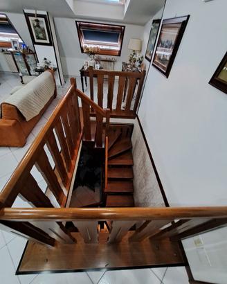 Scala in legno