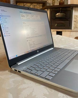 HP Laptop 15s i7-1255U 16GB RAM 512GB SSD Windows