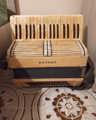 Fisarmonica hohner 80 bassi