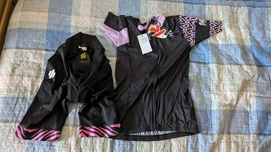 MAGLIA E PANTALONI CICLISMO DONNA