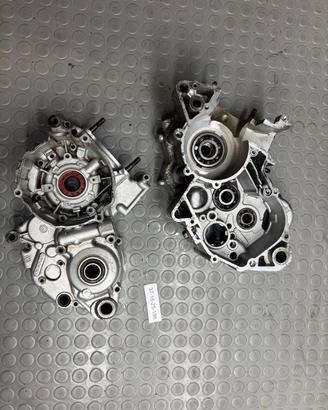 COPPIA CARTER MOTORE HUSQVARNA WR CR 125 98-2008