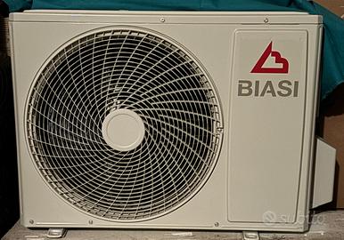Condizionatore fisso 12.000 BTU pompa di calore