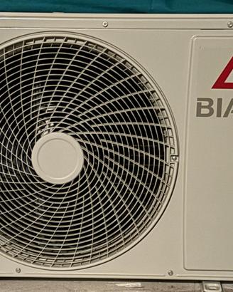 Condizionatore fisso 12.000 BTU pompa di calore
