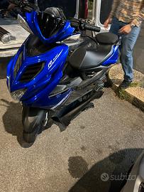 Aerox 50 4T euro 4 incidentato