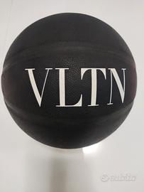 Pallone basket Valentino VLTN Spalding 