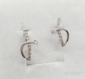 COD.1727.25 ORECCHINI ORO BIANCO PUNTO E VIRGOLA