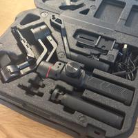 Manfrotto MVG220 gimbal stabilizzatore elettronico