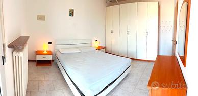 Vicino spiaggia libera, con clima e garage