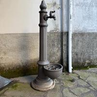 Fontanella in ghisa modello Minareto giardino