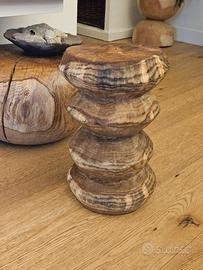 sgabello rovere intagliato a mano