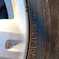 Gomme antineve con cerchi per Toyota Rav4