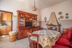 CASA SEMINDIPENDENTE A CASTEL SANT'ANGELO