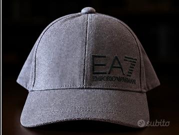 EA7 Emporio Armani cappellino grigio scuro