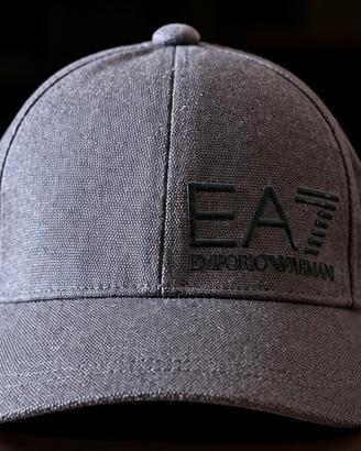 EA7 Emporio Armani cappellino grigio scuro