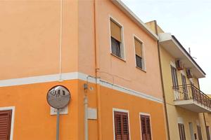 Spazioso trilocale in pieno centro a Valledoria