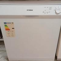 Lavastoviglie  HYUNDAI