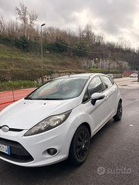 Ford fiesta 1.4 tdci  anno 2010