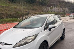 Ford fiesta 1.4 tdci  anno 2010 P. Trattabile !