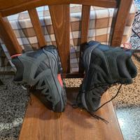Scarponi trekking marca 8848
