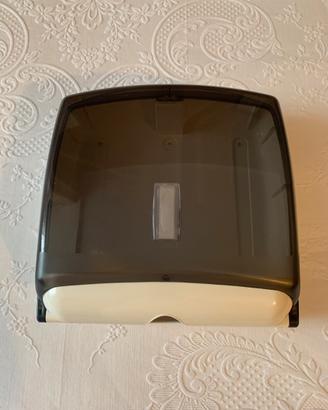 Dispenser per carta asciugamani