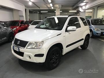 Suzuki Grand Vitara 1.9 DDiS 3 PORTE / 4X4 4WD