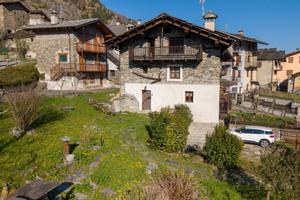 CASA SEMINDIPENDENTE A SAMPEYRE