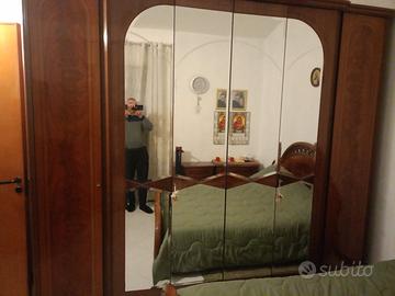 camera da letto classica 