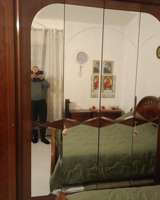 camera da letto classica 