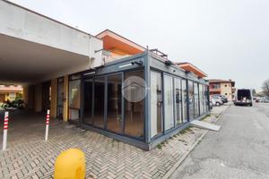 NEGOZIO A GUIDIZZOLO