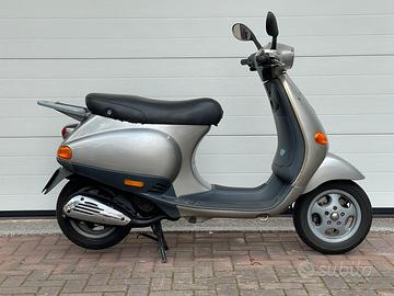 Vespa ET2 registro storico