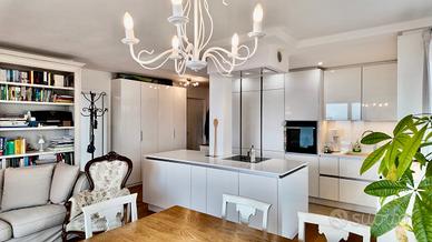 Trilocale con 2 balconi e garage a Caldaro