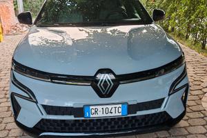 Renault Megane e - tech dicembre 2023