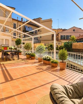 4 LOCALI A IMPERIA