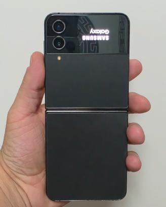 Samsung galaxy flip 4 
