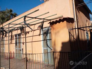 1°p. arialibera posti priv in cortile METRO Cibali