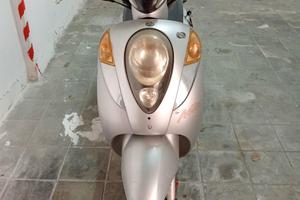 Scooter Mio SyM 50