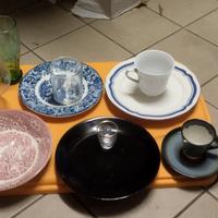 Servizi piatti bicchieri e c