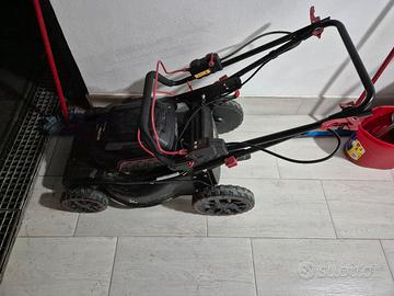 tagliaerba a batteria