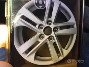 Cercchi in lega toyota 17 x corolla 2019