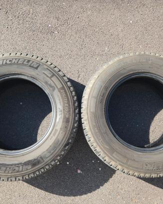 Michelin Agilis Camping 215/70 R15 109Q M+S