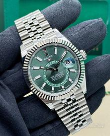 Rolex Sky-dweller New