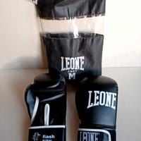 Guantoni Leone flash M mai usati